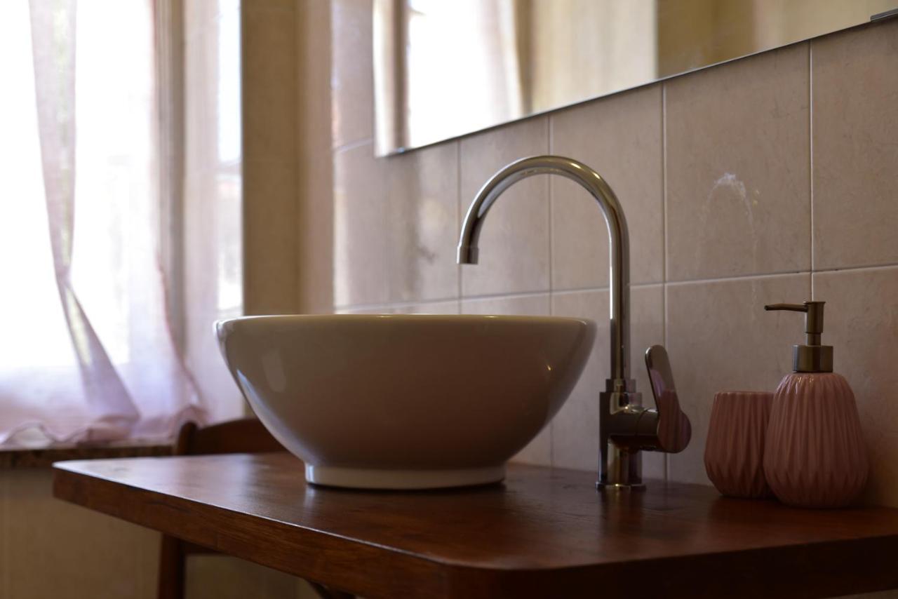 Casa Nina Panzió Toirano Kültér fotó