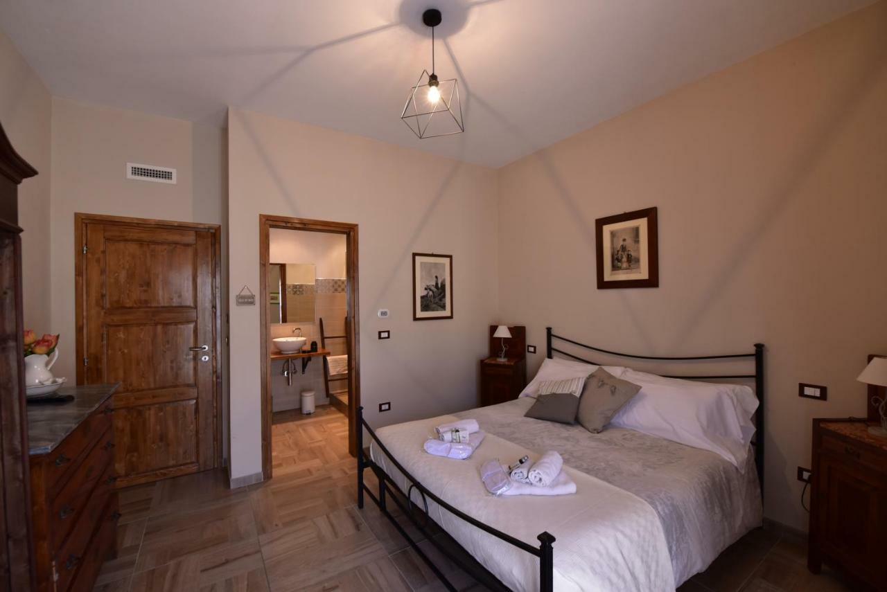 Casa Nina Panzió Toirano Kültér fotó