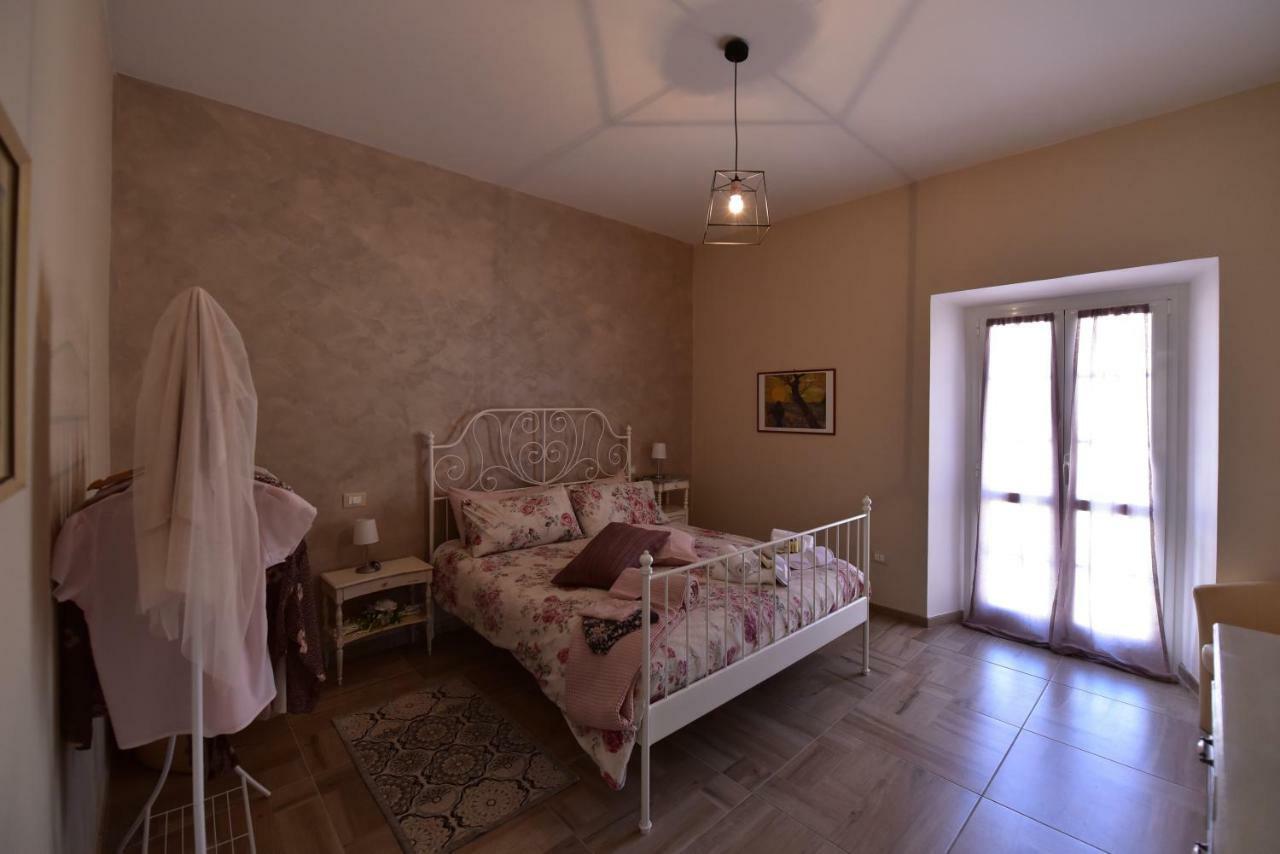 Casa Nina Panzió Toirano Kültér fotó