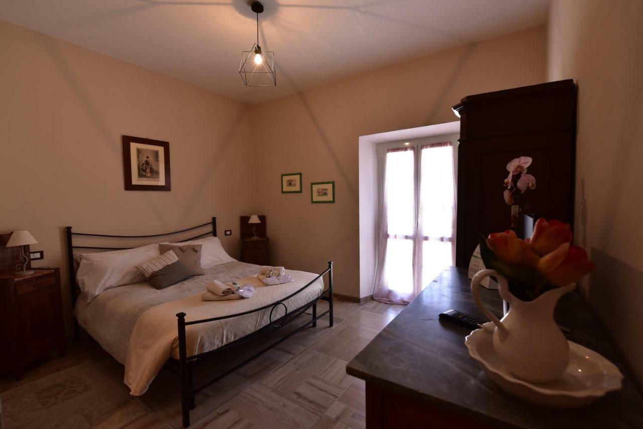 Casa Nina Panzió Toirano Kültér fotó